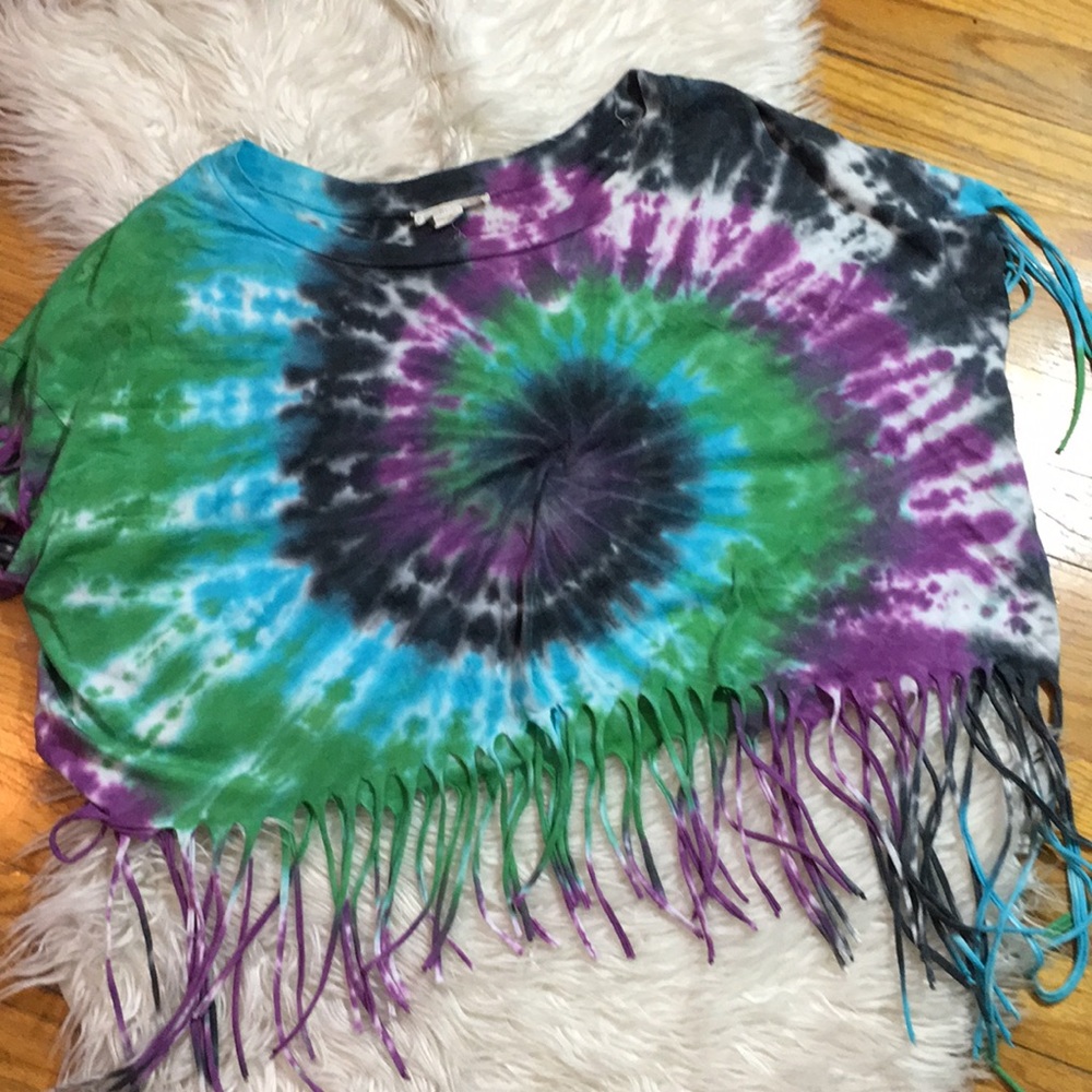 Large Tie Dye Crop Top w/ Fringe [Forever21]
